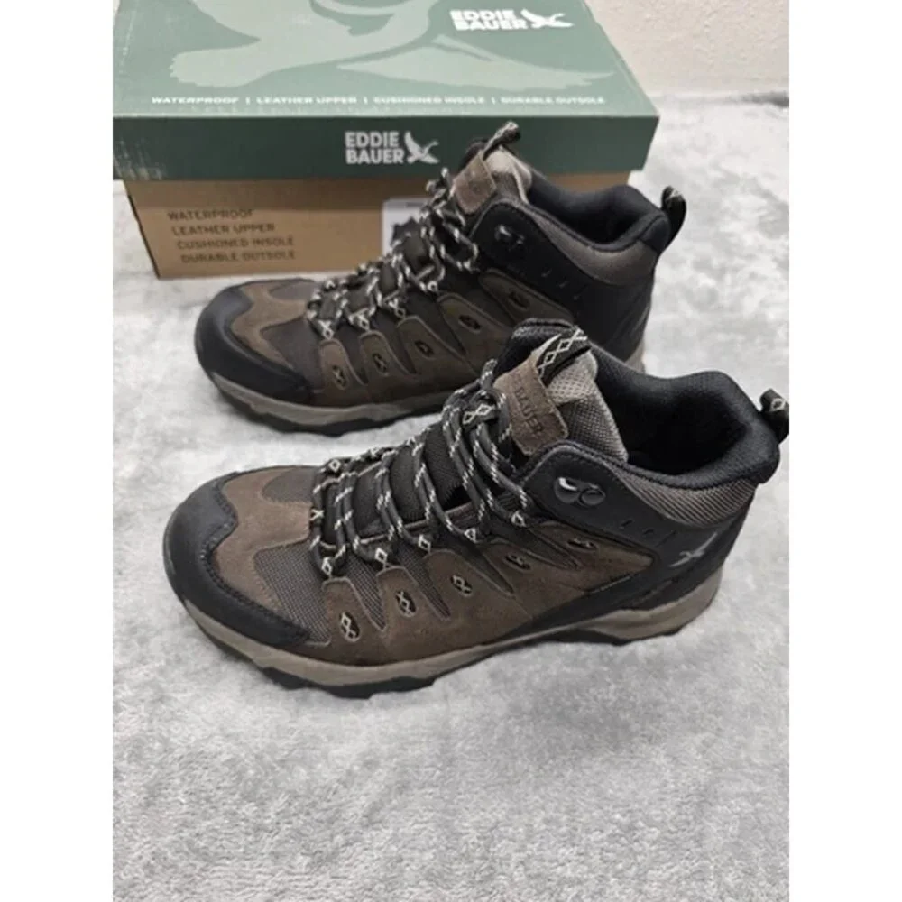 NEW Eddie Bauer Outdoor Boots, Mens US 8, Maple‎ Ridge,  Brown,  Leather Upper